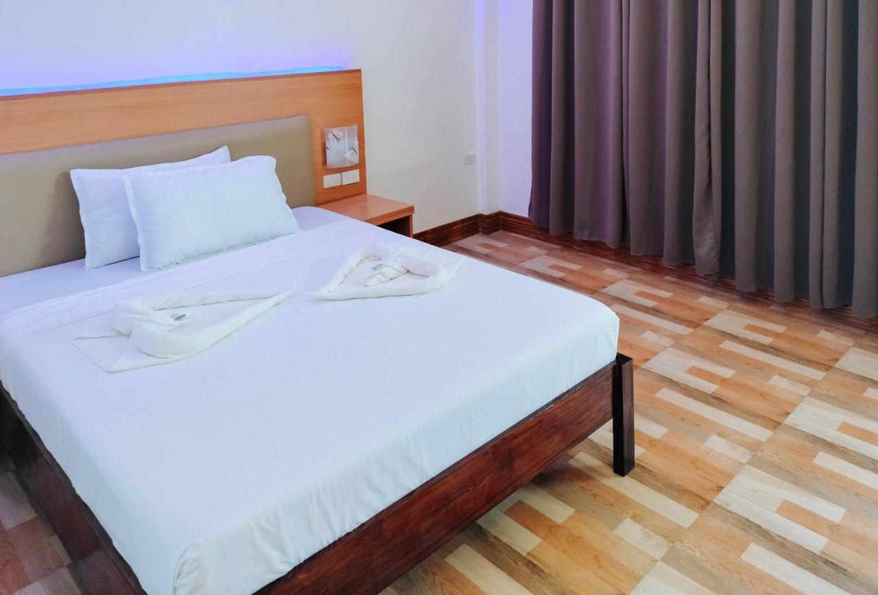 Reddoorz @ Sun Kissed Resort Guindulman Anda  Exterior photo