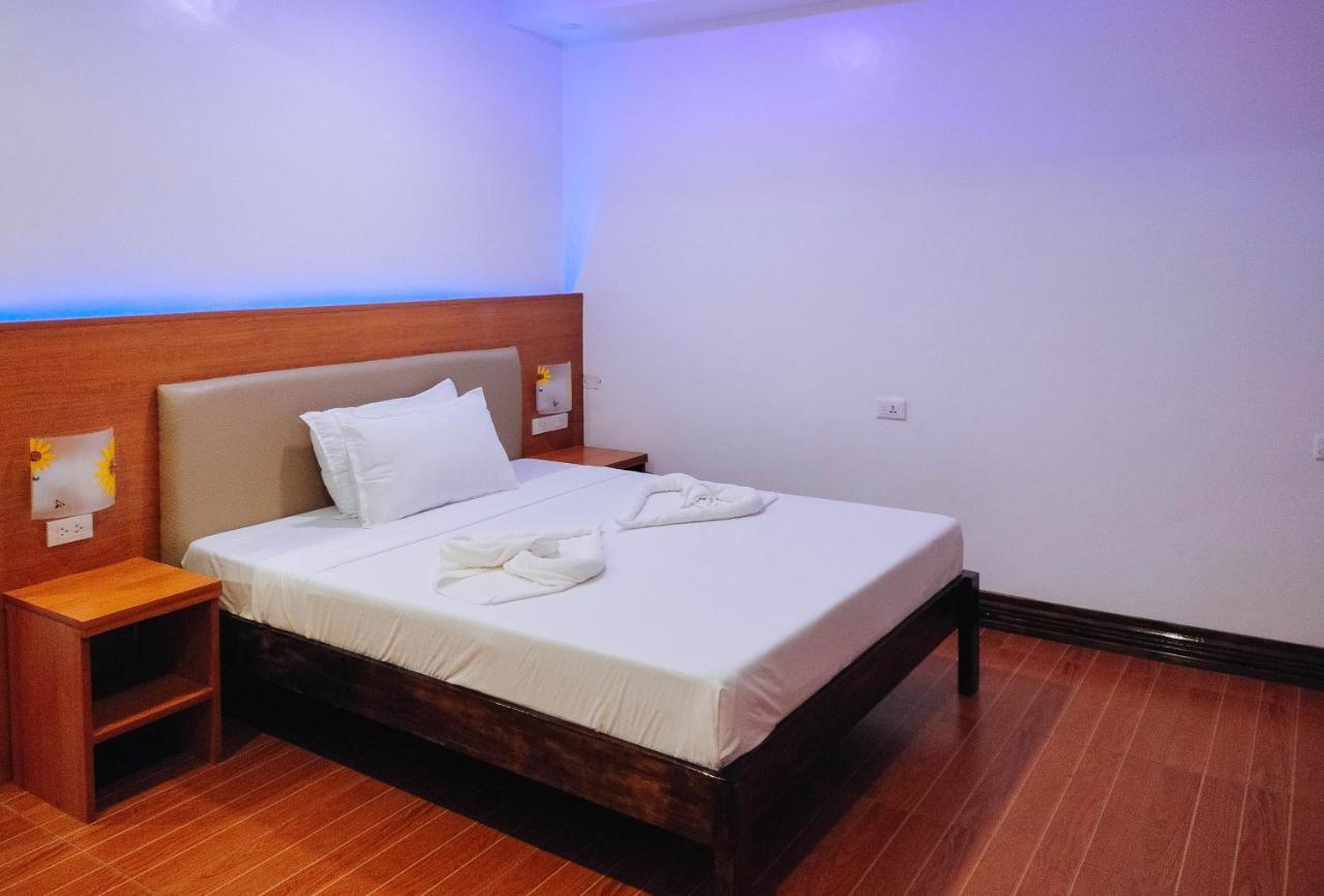 Reddoorz @ Sun Kissed Resort Guindulman Anda  Exterior photo
